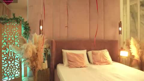 Mia online show from 03.18.26