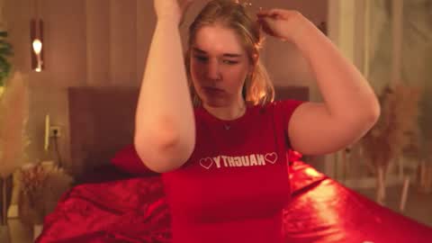 Mia online show from 03.20.26