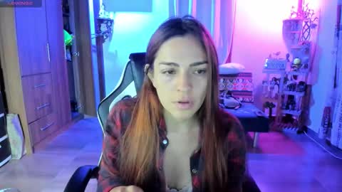 Snapshot of smilingsalor chatting on 10.08.25 SmilingSalor online show from 10.08.25