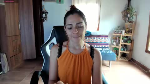 Snapshot of smilingsalor chatting on 10.12.25 SmilingSalor online show from 10.12.25