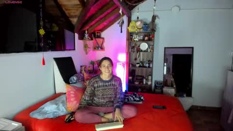 Snapshot of smilingsalor chatting on 10.30.25 SmilingSalor online show from 10.30.25