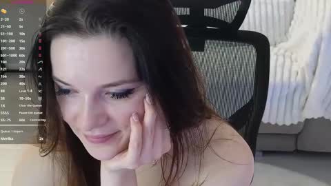 Snapshot of smilym chatting on 03.08.25 smilym online show from 03.08.25