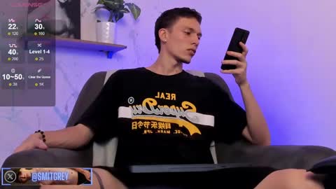 Snapshot of smitgrey chatting on 03.10.25 SMIT online show from 03.10.25
