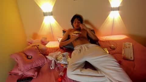 Snapshot of smith_66jr chatting on 02.20.26 smitt jr online show from 02.20.26