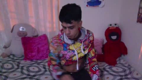 Snapshot of smoker00teddybear chatting on 02.08.25 teddy online show from 02.08.25