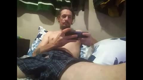 Smokeyireland online show from 09.28.25