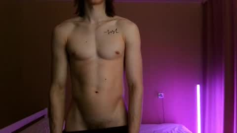 Snapshot of smokin7sexy7style chatting on 10.06.25 Matt Daemon online show from 10.06.25