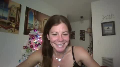 WaterbongBarbie online show from 12.28.24