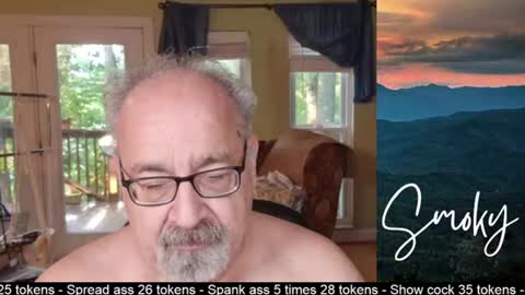 Snapshot of smokymountanman chatting on 07.10.26 smokymountanman online show from 07.10.26