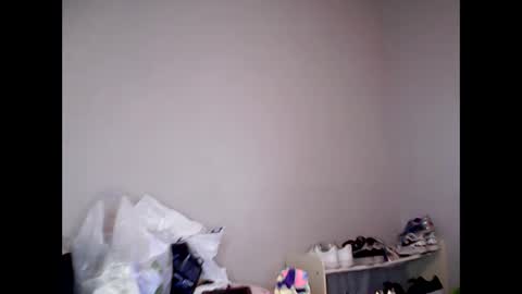 SmolHungGothWitch online show from 02.04.25