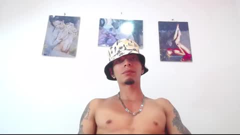 Daniel Aston online show from 10.12.25