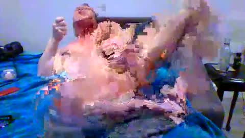 Snapshot of smoothnakedmodel chatting on 10.23.25 Smoothy online show from 10.23.25