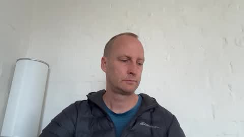 Snapshot of smoothroundbottom chatting on 10.24.25 KinkyDonks online show from 10.24.25