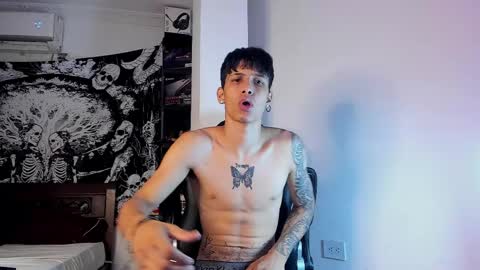 snakebutterfly online show from 04.20.26