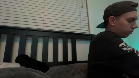 Snapshot of snapbacksandtattoos420 chatting on 05.29.26 snapbacksandtattoos420 online show from 05.29.26