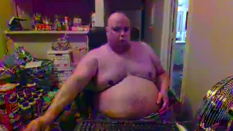 Snapshot of snapshot5x chatting on 01.04.25 snapshot5x online show from 01.04.25