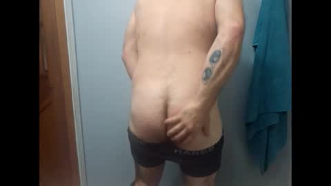 snarkyboy7 online show from 04.01.26