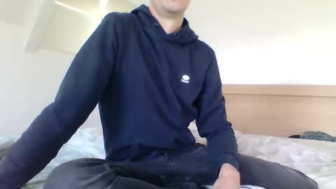 sneakerboy444 online show from 11.02.25