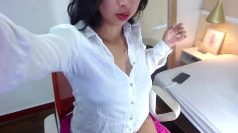 Hellen  online show from 12.04.24