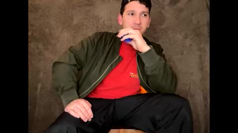 Snapshot of snoochiepoochies chatting on 01.20.25 Will Rex online show from 01.20.25