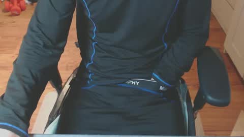 Snapshot of snooze85 chatting on 10.07.25 Cbt-Slave online show from 10.07.25