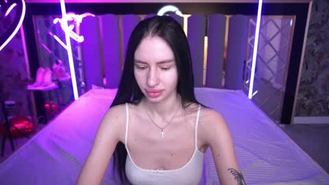 snow_whiteeex online show from 04.07.26