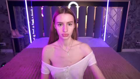 Snapshot of snow_whiteeex chatting on 05.18.26 snow_whiteeex online show from 05.18.26