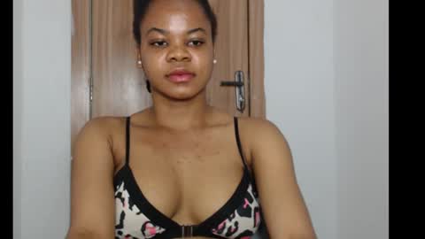 snowdrop5 online show from 01.11.25