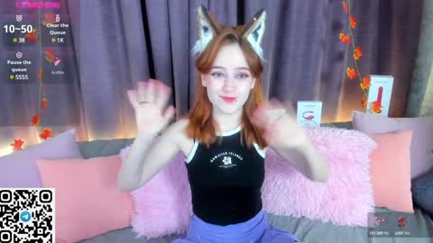 Snapshot of snowwhite_fox chatting on 12.02.24 Molly online show from 12.02.24