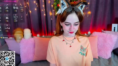 Snapshot of snowwhite_fox chatting on 12.16.24 Molly online show from 12.16.24