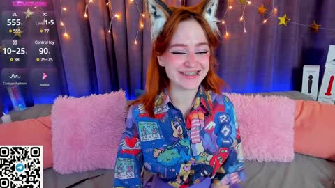 Snapshot of snowwhite_fox chatting on 02.03.25 Molly online show from 02.03.25