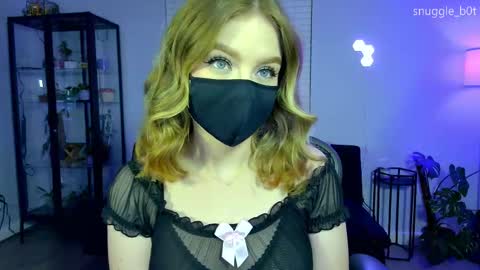 snuggle_b0t online show from 09.21.25