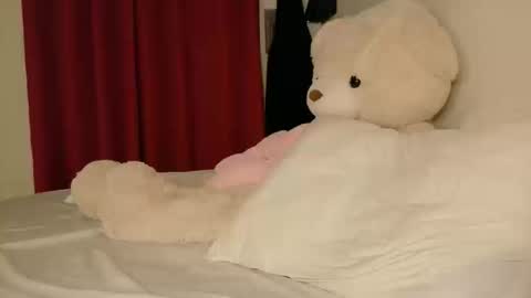 Snapshot of so_icy_ivy chatting on 10.19.25 Babygirl Ivy online show from 10.19.25