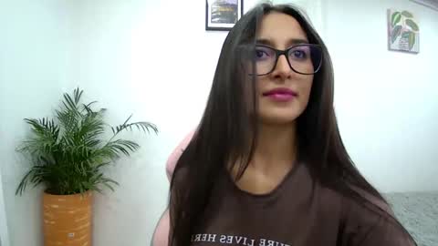 soffi_rousel_ online show from 02.11.25