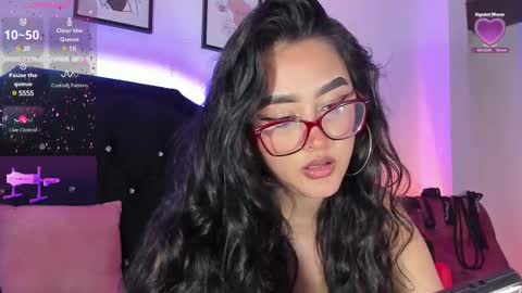 Snapshot of soffi_sweet1 chatting on 02.16.25 Danna online show from 02.16.25