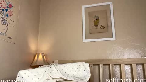 Julia    online show from 02.17.25