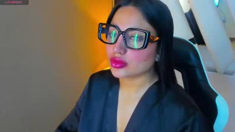 soffy_foxxy online show from 07.07.26