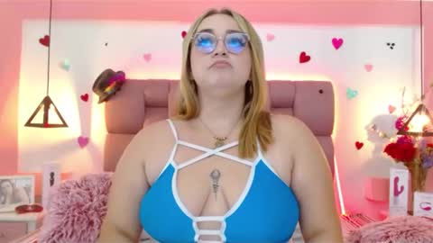 SoffyBrown online show from 02.21.25