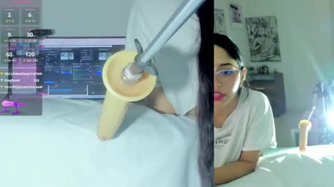 Snapshot of sofi__velez_ chatting on 05.07.26 Sofi online show from 05.07.26