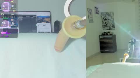 Snapshot of sofi__velez_ chatting on 06.18.26 Sofi online show from 06.18.26
