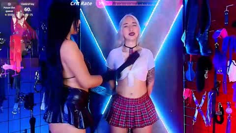 Snapshot of sofi_bdsm_queen chatting on 02.19.26 Charlotte and cloe online show from 02.19.26