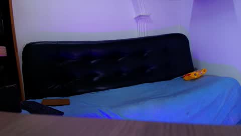 Sofia online show from 10.16.25