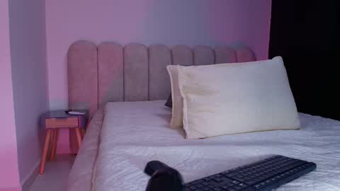 Sofia online show from 11.15.25