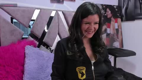 Snapshot of sofi_noa chatting on 02.17.25 Sofi Noa online show from 02.17.25