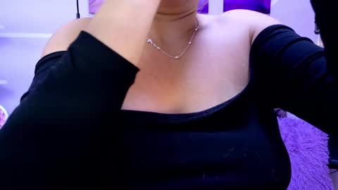 Sofi Noa online show from 01.08.26