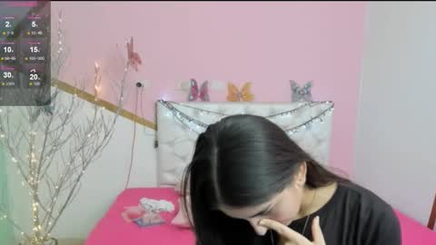 Snapshot of sofi_san chatting on 10.27.25 sofi_san online show from 10.27.25