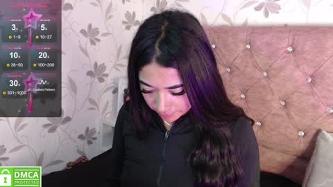 Snapshot of sofi_sweet09 chatting on 12.07.24 Susy online show from 12.07.24