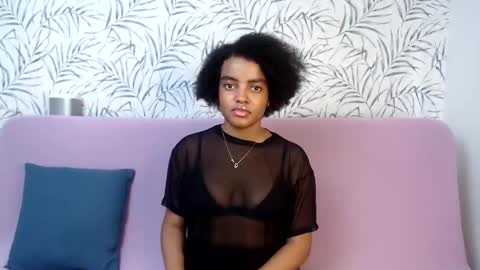 Snapshot of sofi_z chatting on 12.20.24 Sofi online show from 12.20.24