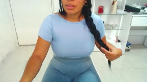 sofia vene  online show from 09.21.25