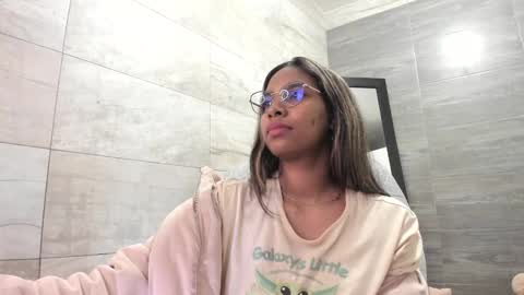 sofia86379 online show from 12.21.24